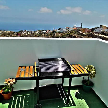 Casa Pepe بيت للعطل Fasnia